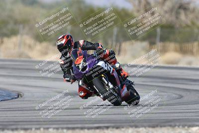 media/Dec-01-2025-Moto Forza (Mon) [[2daa91e15f]]/1-Advanced Group/Session 3 (Turn 3)/